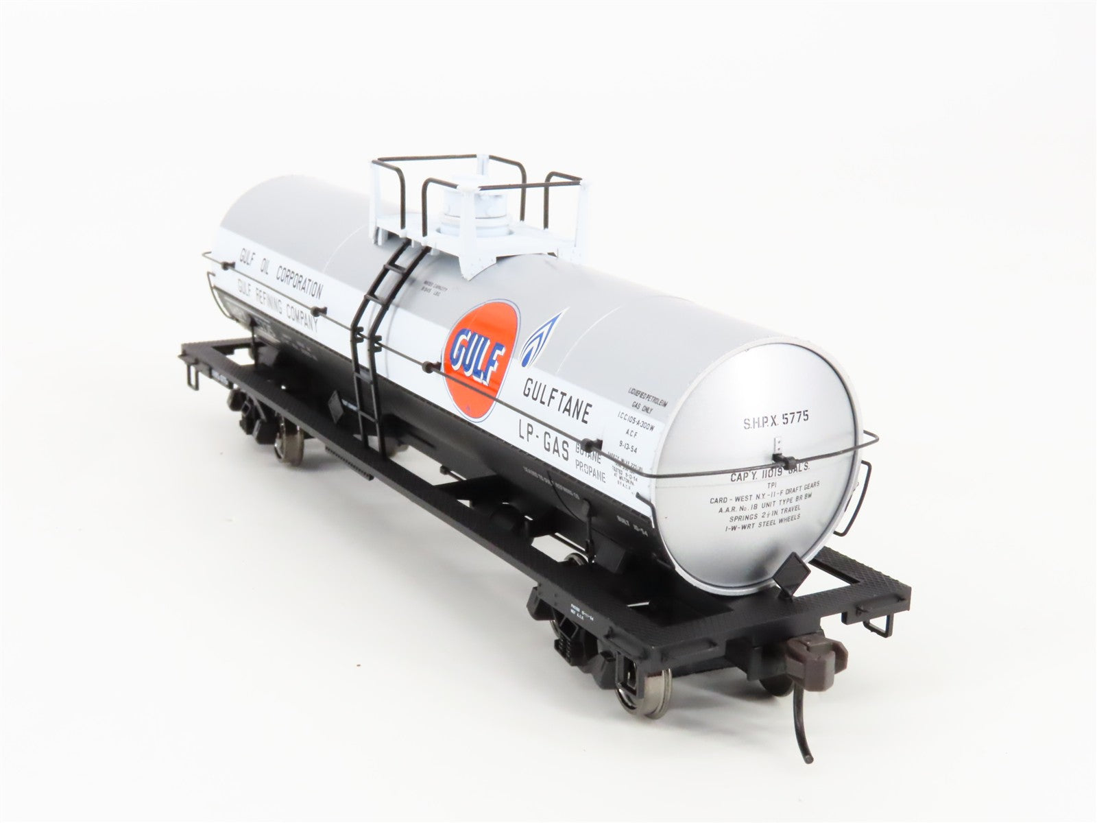 HO Scale Atlas 1063-2 SHPX Gulf Oil 11,000 Gallon Tank Car 5775 RTR