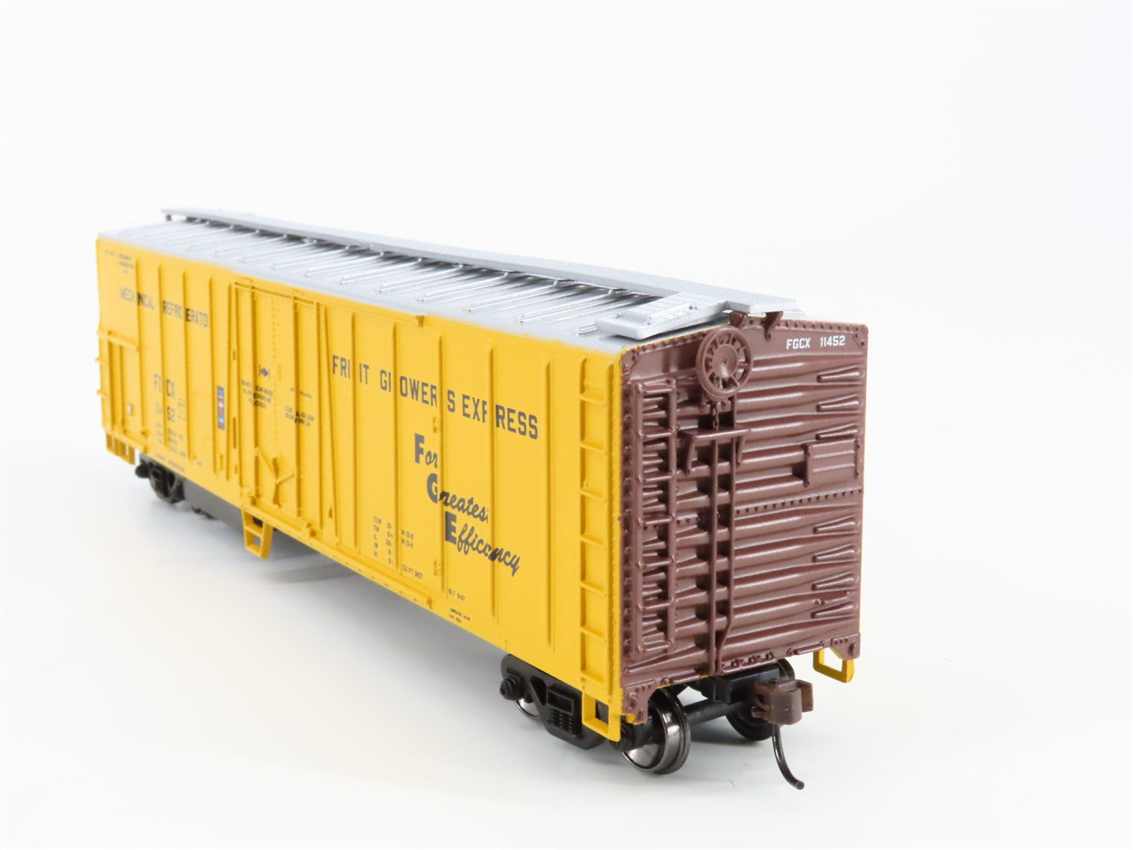 HO Scale Athearn 7573 FGCX Fruit Growers Express 50' Mechanical Reefer 11452 RTR