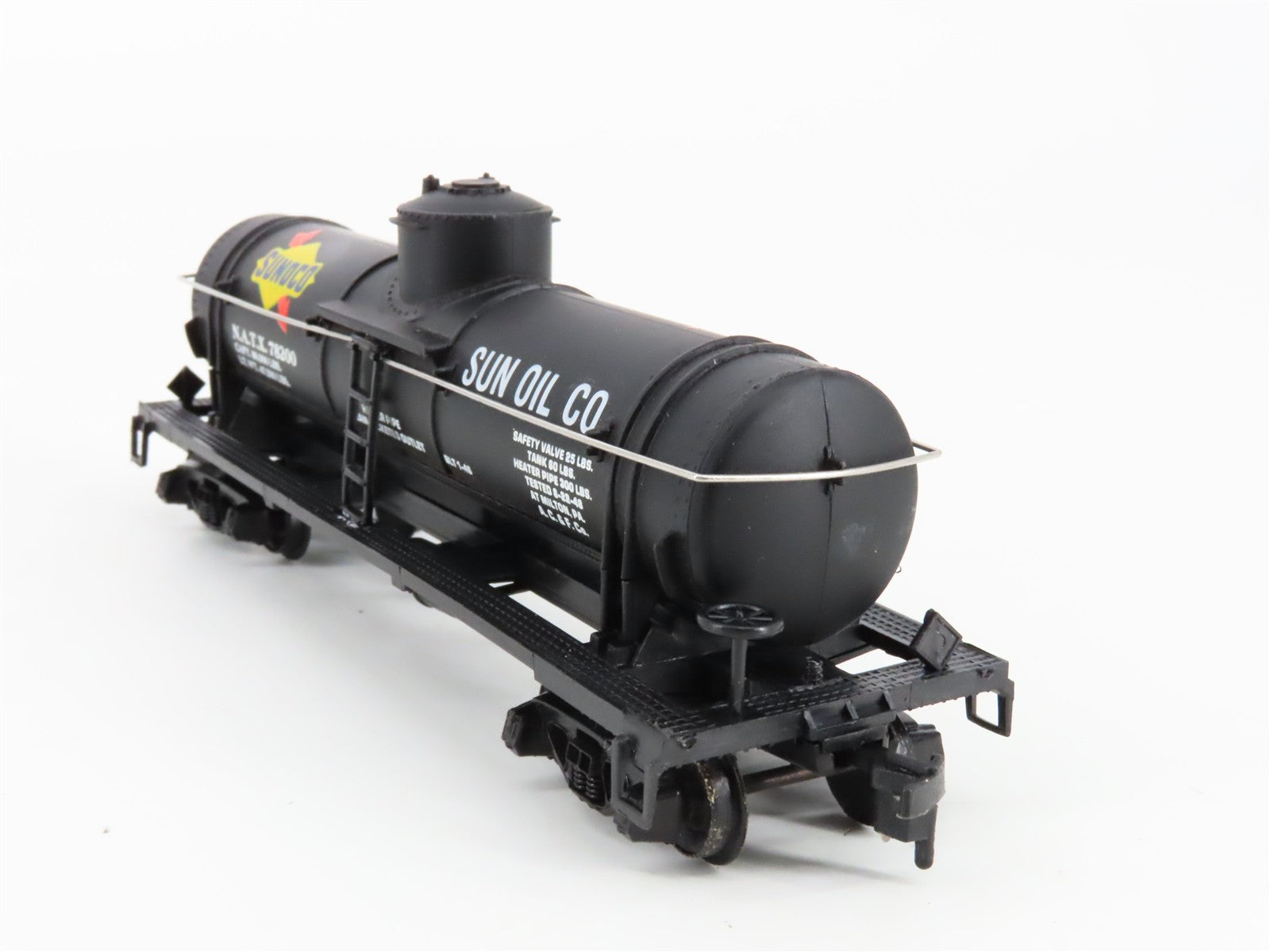 HO Scale Mantua 732-184 NATX Sun Oil Co. 36' Tank Car 78200 RTR