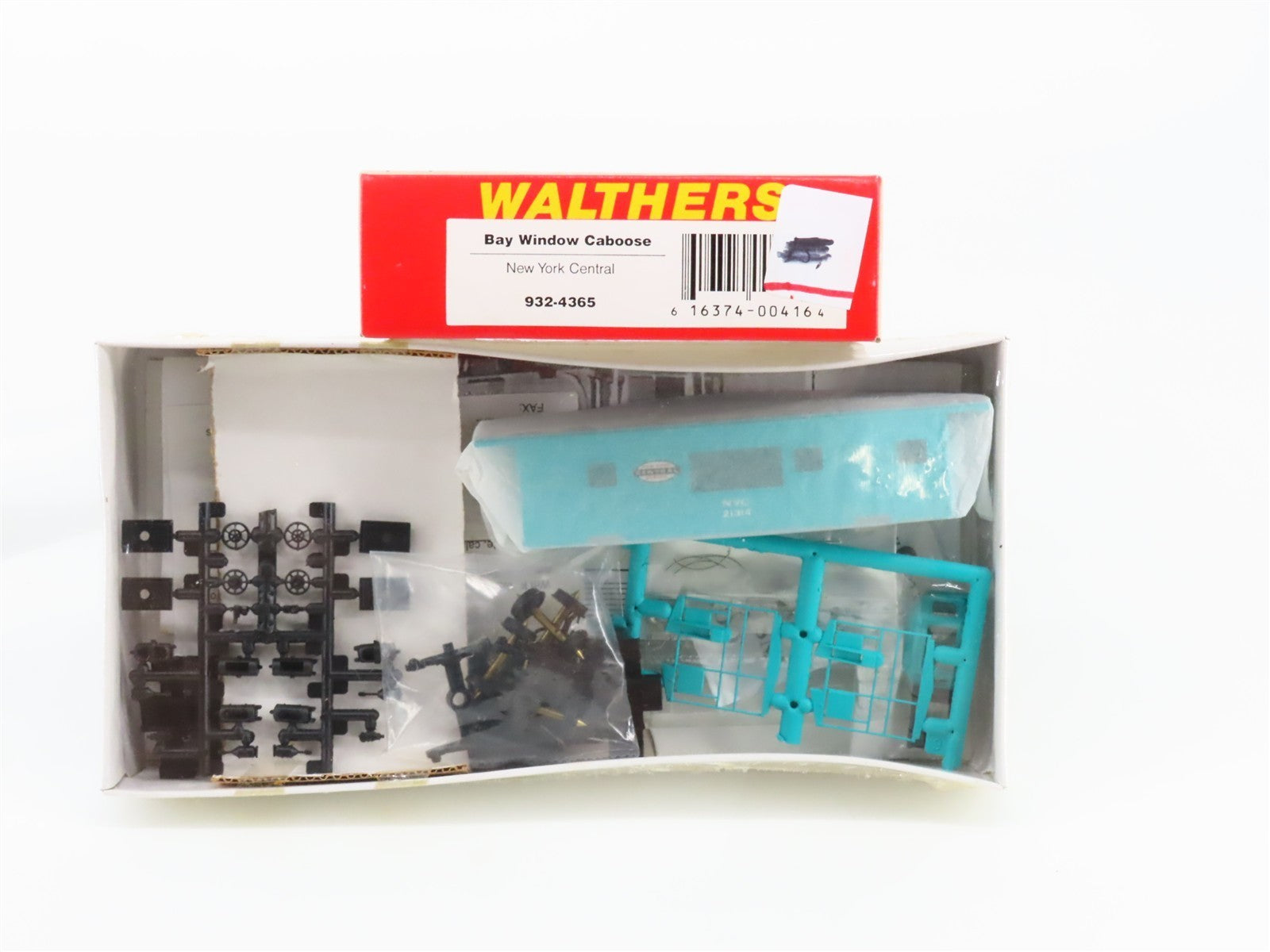 HO Scale Walthers 932-4365 NYC New York Central Bay Window Caboose Unbuilt Kit