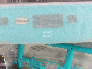 HO Scale Walthers 932-4365 NYC New York Central Bay Window Caboose Unbuilt Kit