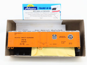 HO Scale Athearn / Bev-Bel 2364-1 PFE Pacific Fruit Express 50' Reefer RTR