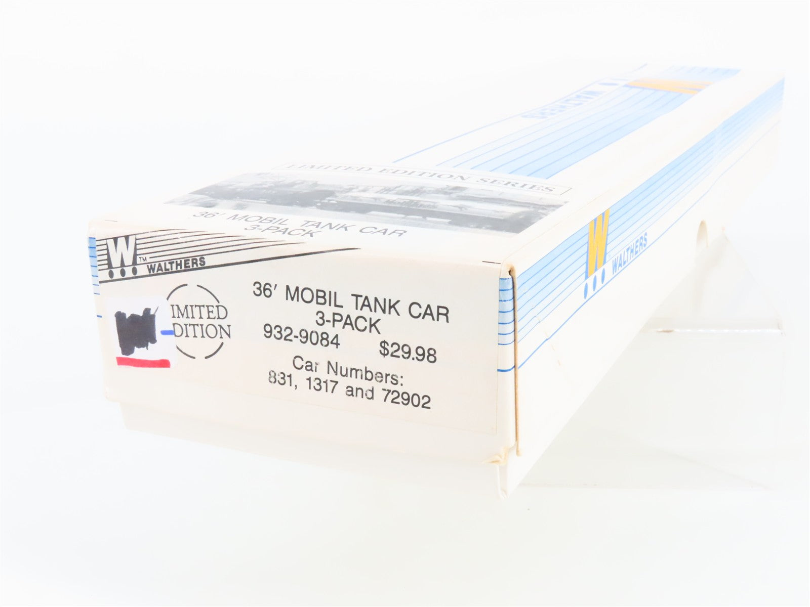 HO Scale Walthers 932-9084 Mobilgas 36' Tank Car 3-Pack 831, 1317 Unbuilt Kit