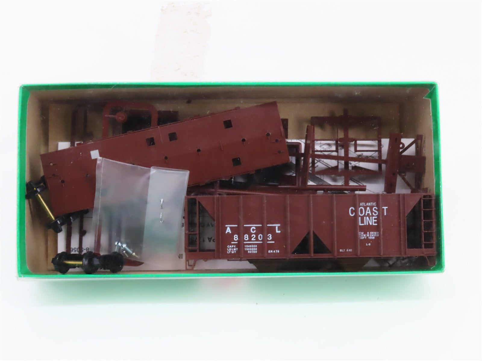 HO Scale Bowser 55614 ACL Atlantic Coast Line 2-Bay Covered Hopper Unbuilt Kit