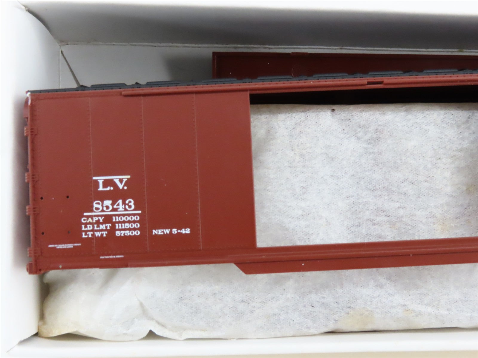 HO Scale PROTO 2000 8543 LV Lehigh Valley 50' Automobile Box Car Unbuilt Kit