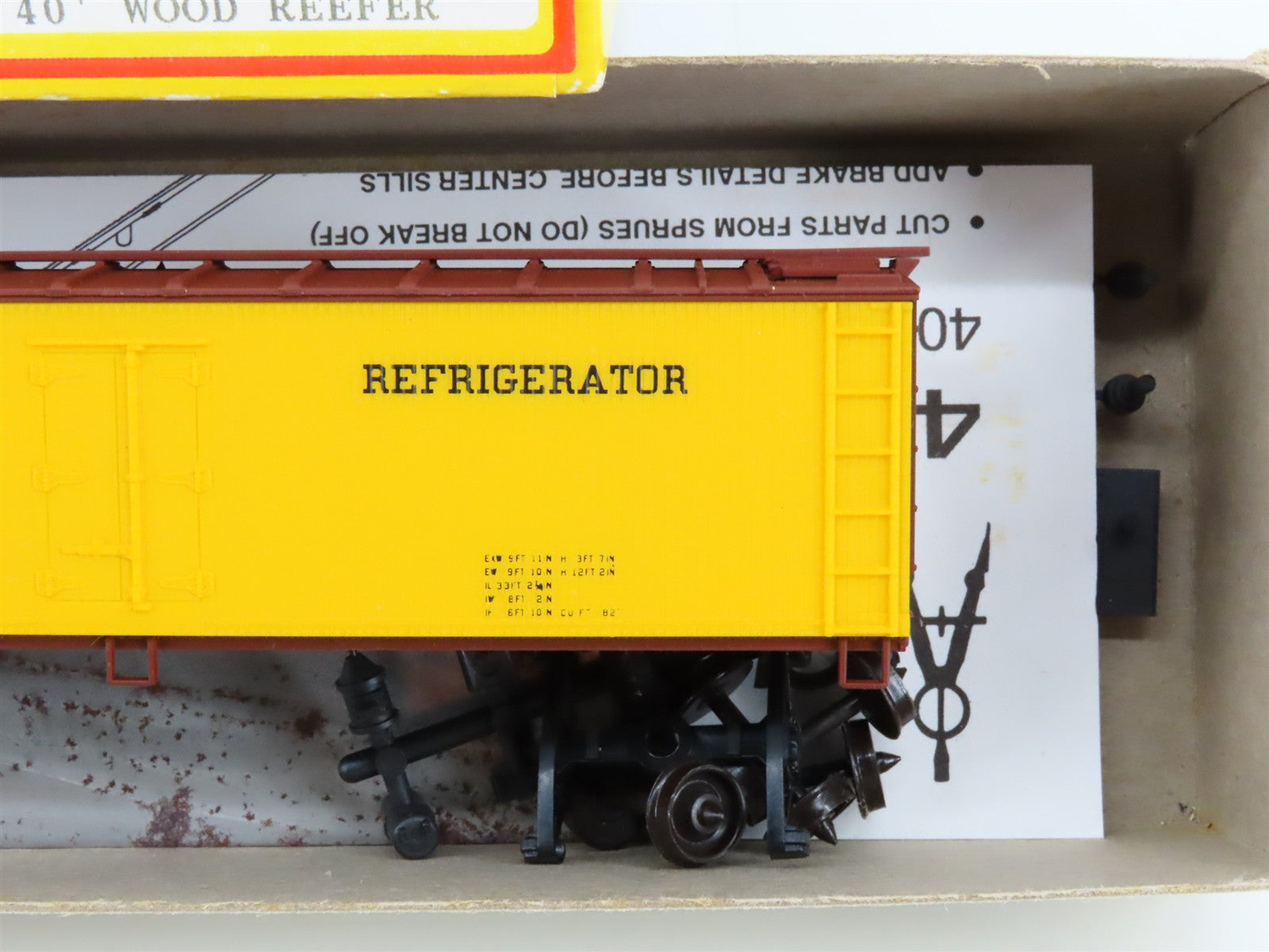 HO Scale Accurail 4802 FGEX Fruit Growers Express 40' Reefer 34833 Unbuilt Kit