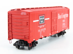 N Scale Deluxe Innovations 141112 CB&Q Burlington 40' Box Car 39153