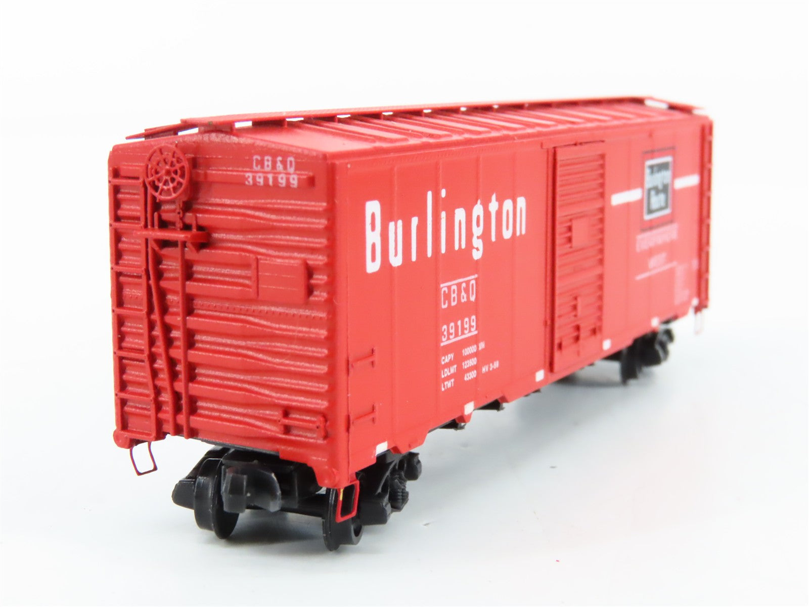 N Scale Deluxe Innovations 141112 CB&Q Burlington 40' Box Car 39199