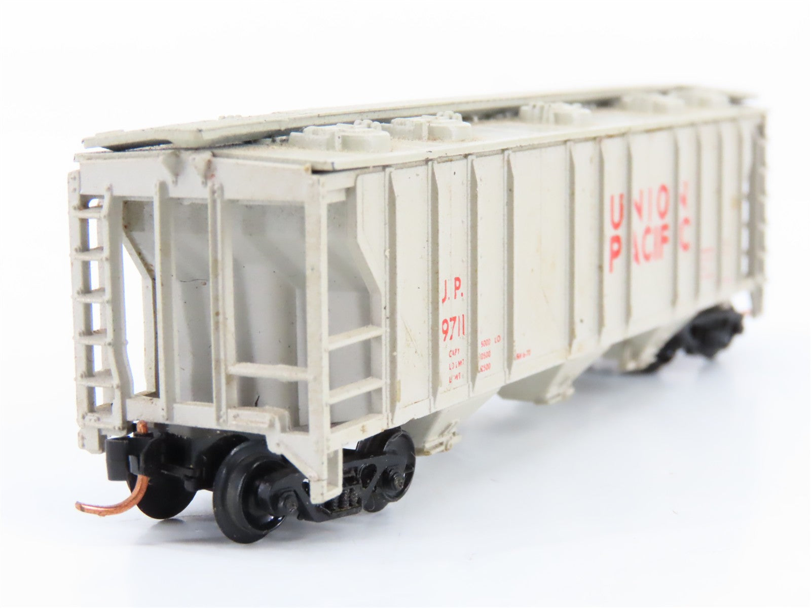 N Scale Atlas 3263 UP Union Pacific 3-Bay Covered Hopper  19711