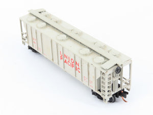 N Scale Atlas 3263 UP Union Pacific 3-Bay Covered Hopper  19711