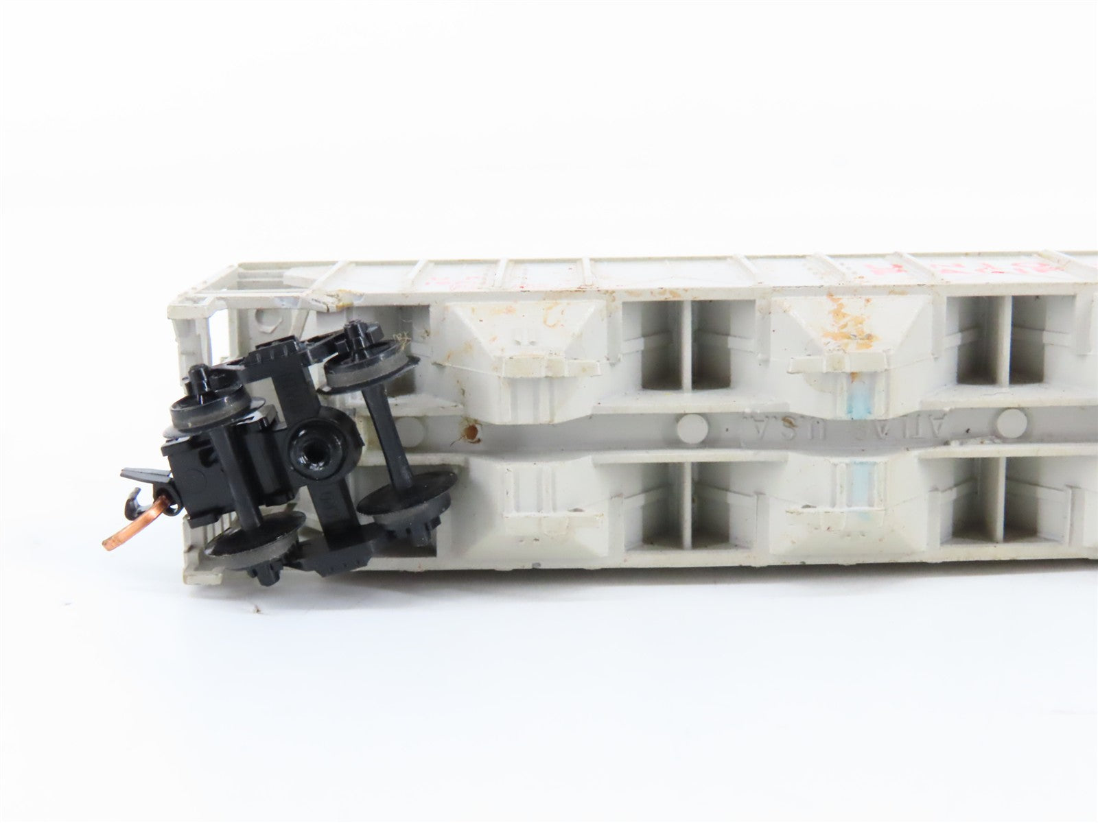 N Scale Atlas 3263 UP Union Pacific 3-Bay Covered Hopper  19711
