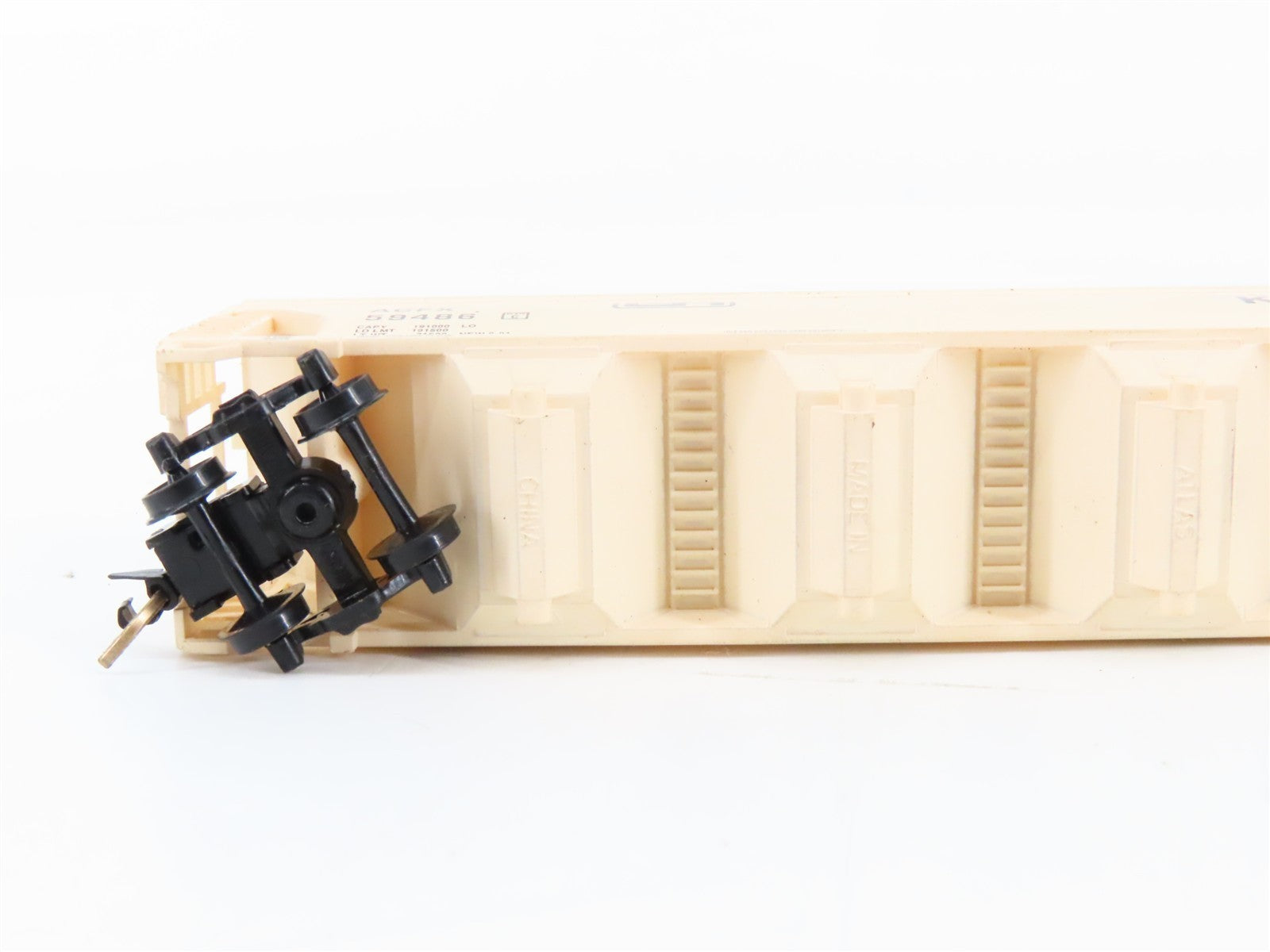 N Scale Atlas 3961 ACFX Georgia Kaolin 4-Bay Centerflow Covered Hopper 59486