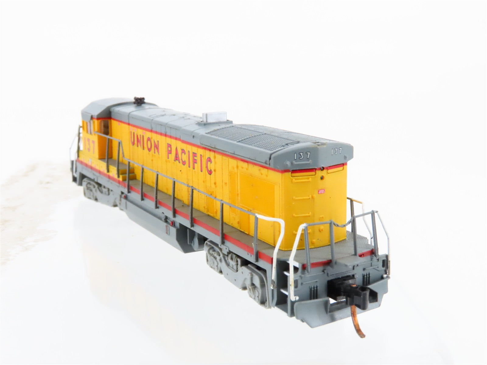 N Scale Atlas 49728 UP Union Pacific B23-7 Diesel Locomotive #137 wDCC