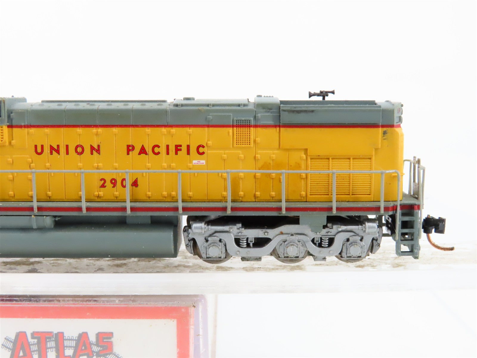 N Scale Atlas 54220 UP Union Pacific C-630 Diesel Locomotive #2904 wDCC