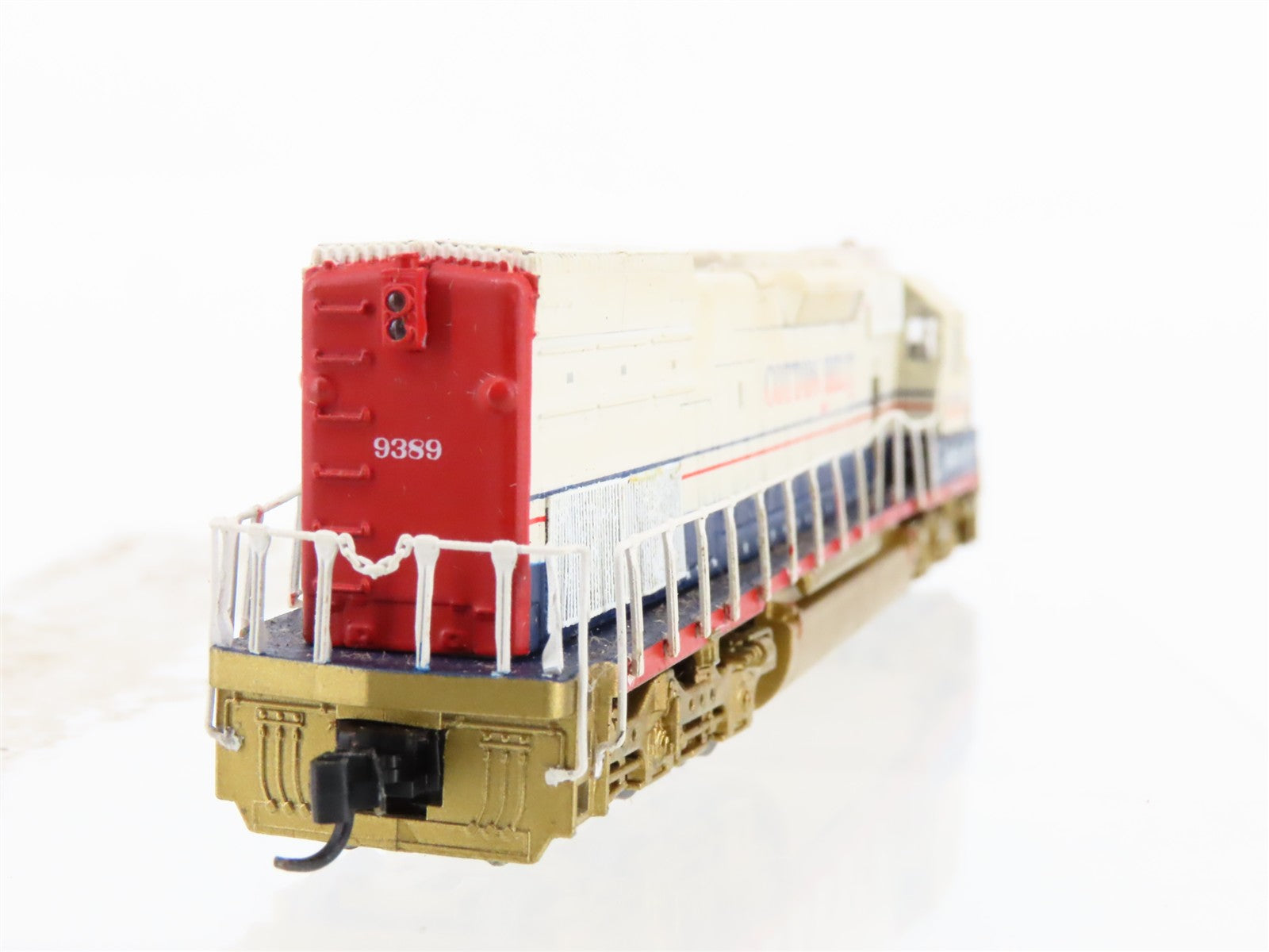 N Scale Intermountain 69510-01 SSW Centennial SD45T-2 Diesel #9389 wDCC
