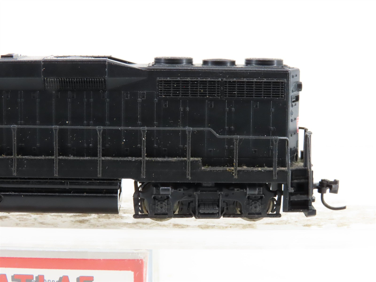 N Scale Atlas 4735 PRR Pennsylvania GP30 Diesel Locomotive #2243 wDCC