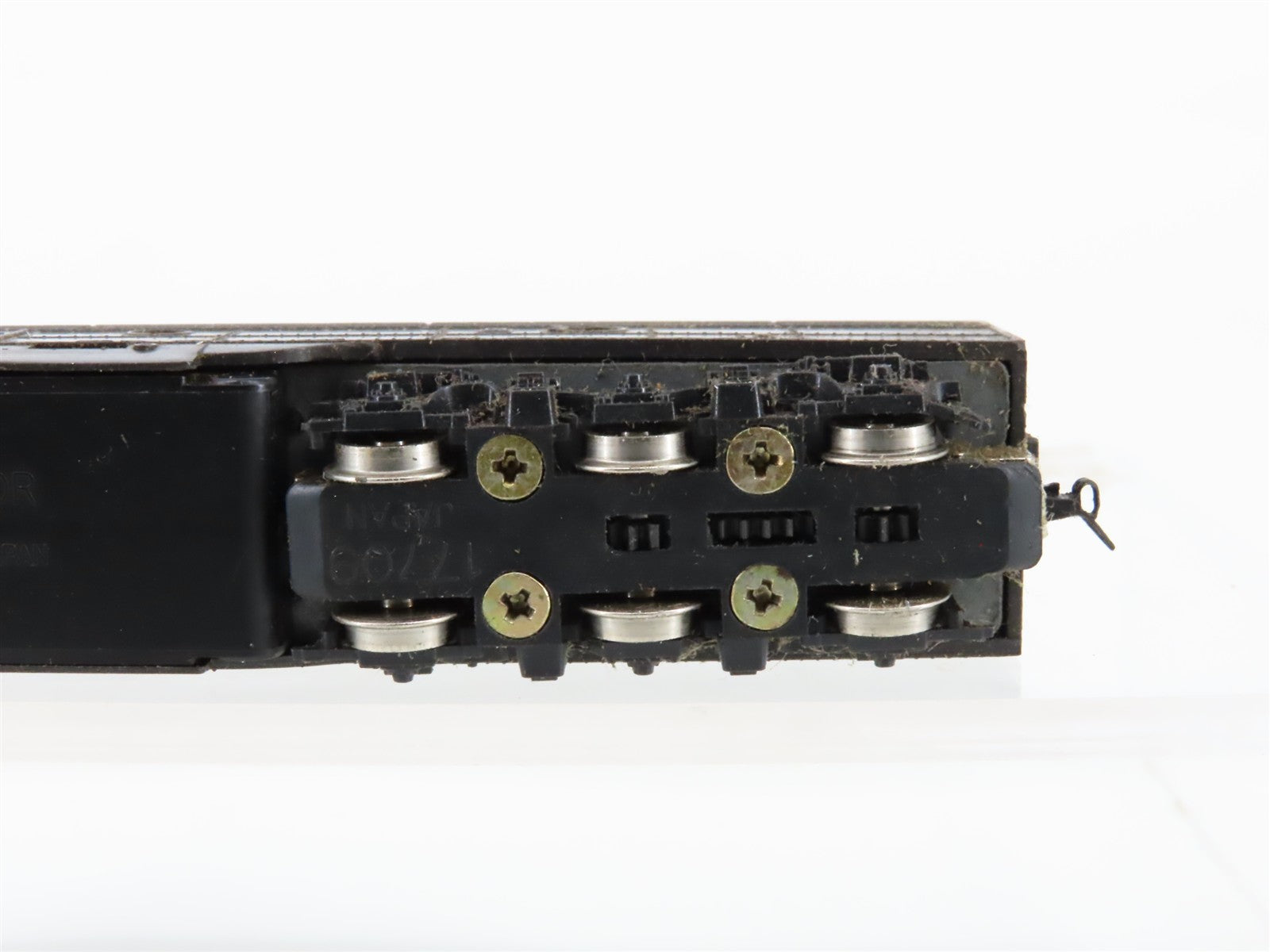 N Scale Con-Cor Undecorated E8/9A Diesel Locomotive