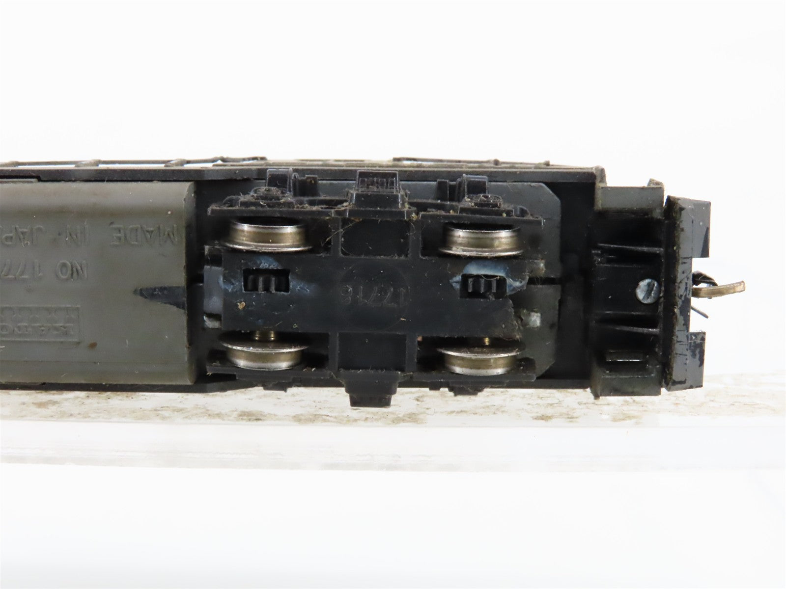 N Scale Kato Undecorated GP7 Diesel Locomotive