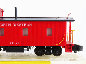 S Scale American Models 7507 Chicago & North Western Wood Caboose Lighted RTR