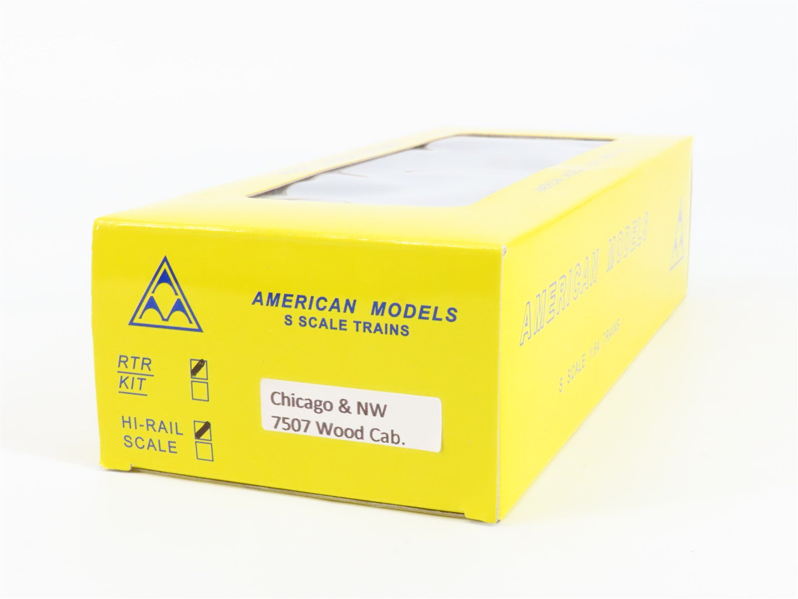 S Scale American Models 7507 Chicago & North Western Wood Caboose Lighted RTR