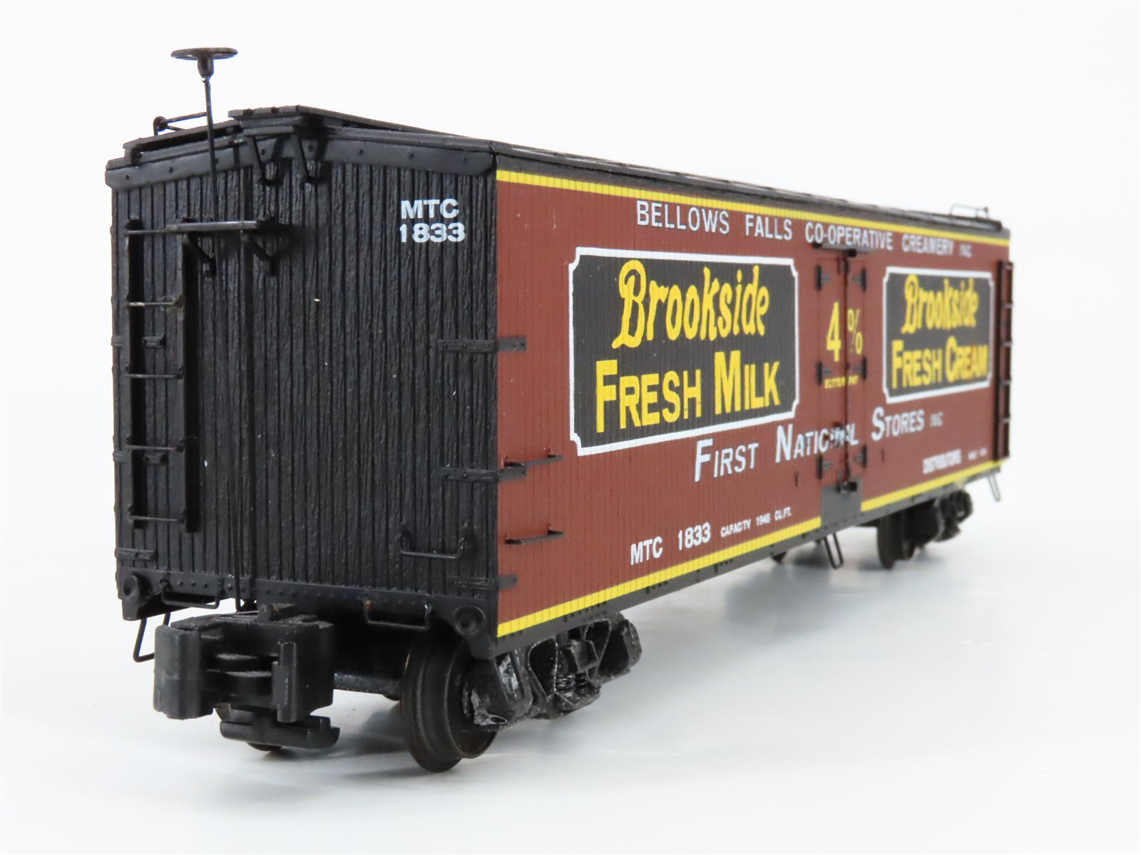S Scale S-Helper Service 00658 MTC Brookside Milk Reefer 1833 RTR