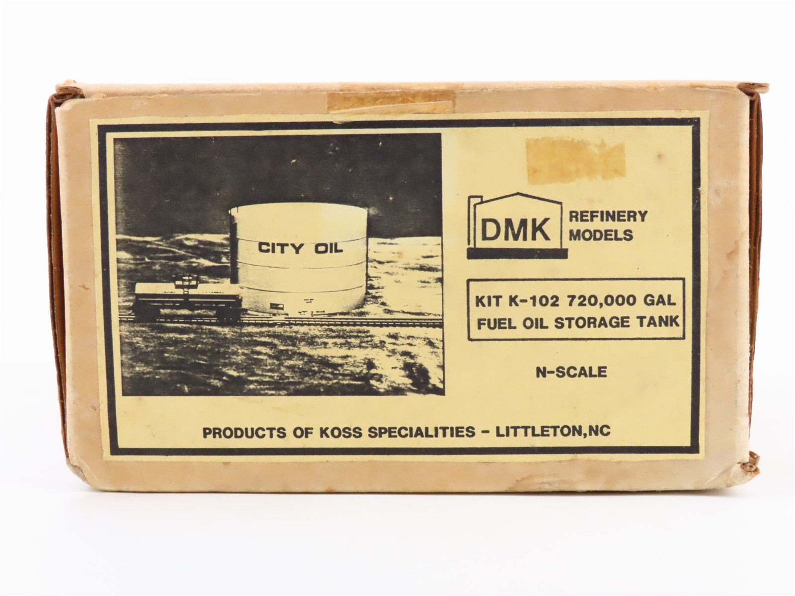 N Scale DMK K-102 720k Gal Fuel Oil Storage Tank Building Kit