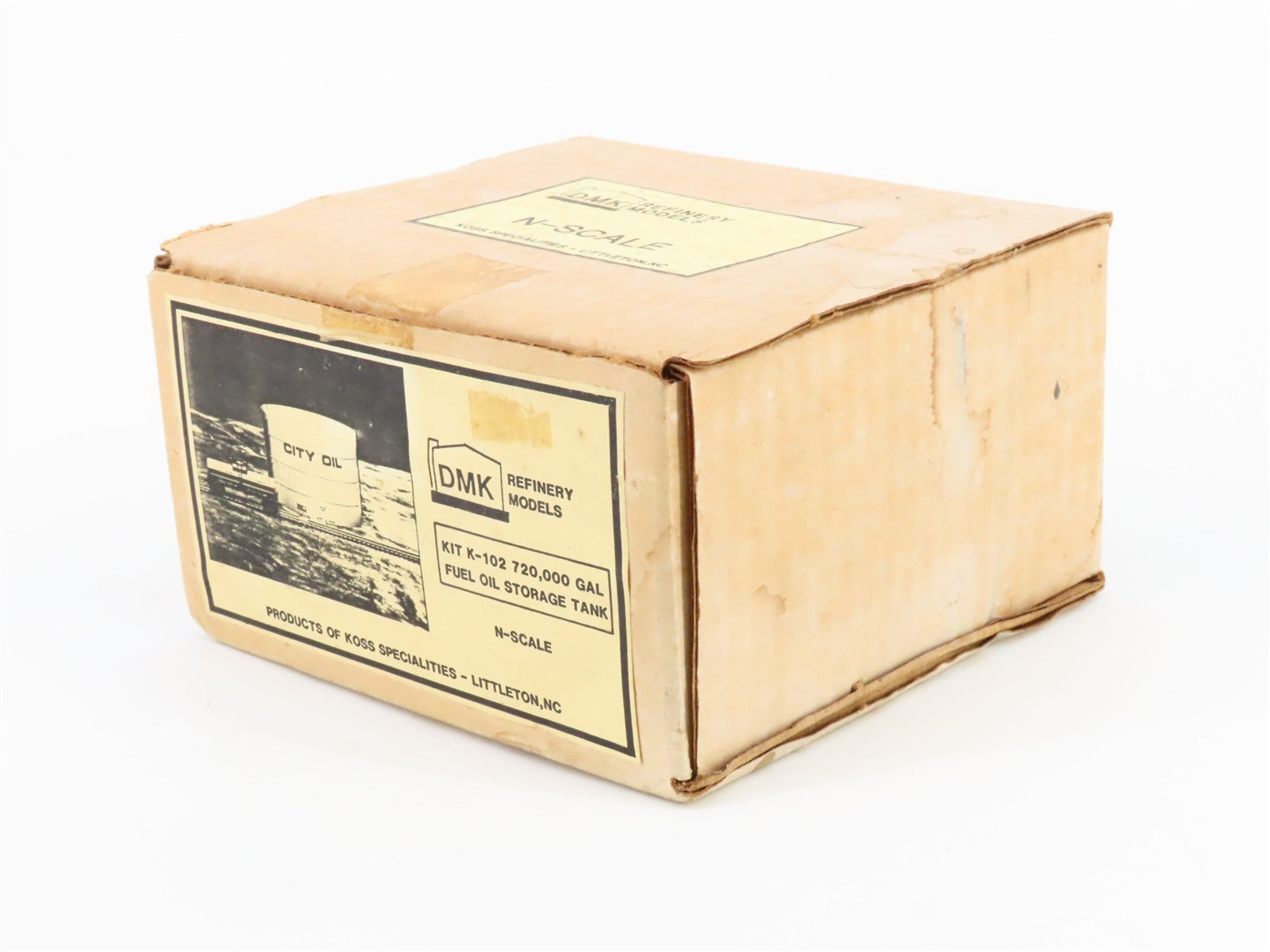 N Scale DMK K-102 720k Gal Fuel Oil Storage Tank Building Kit