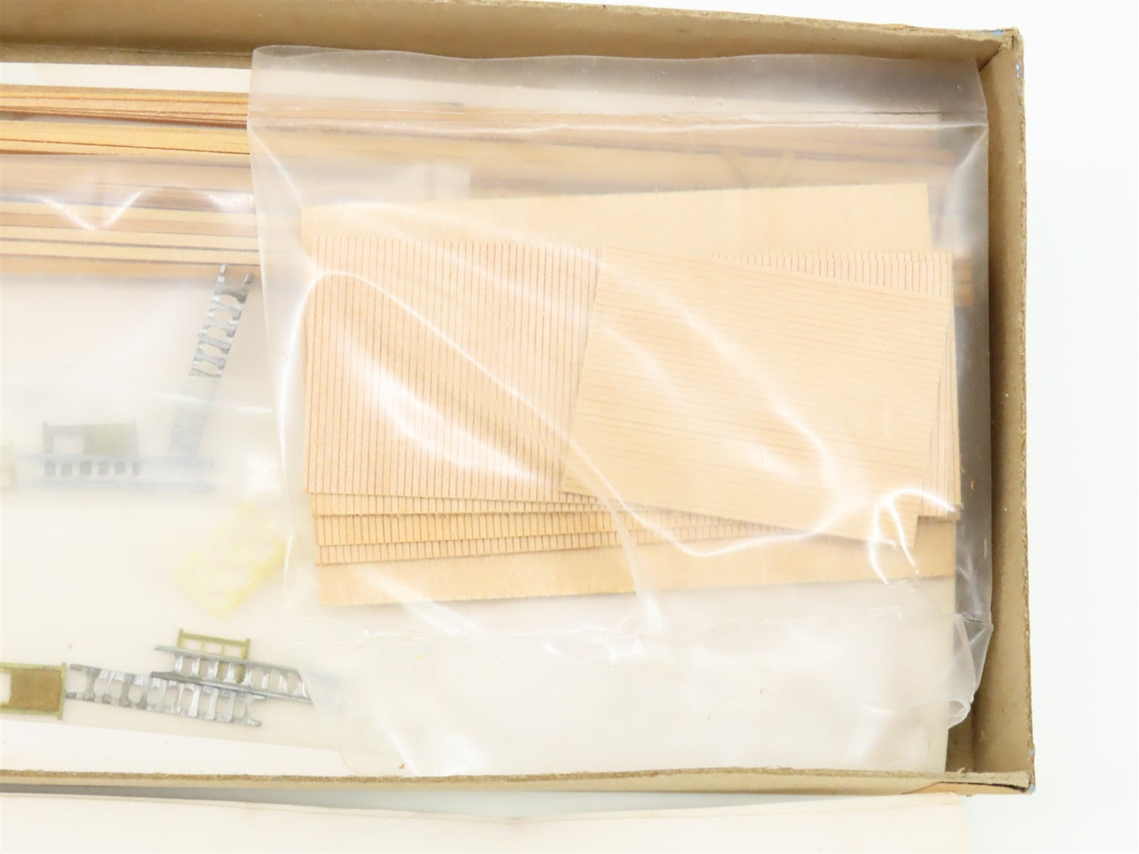 N Scale Muir Models 606 6 Car Reefer Dock Building Kit