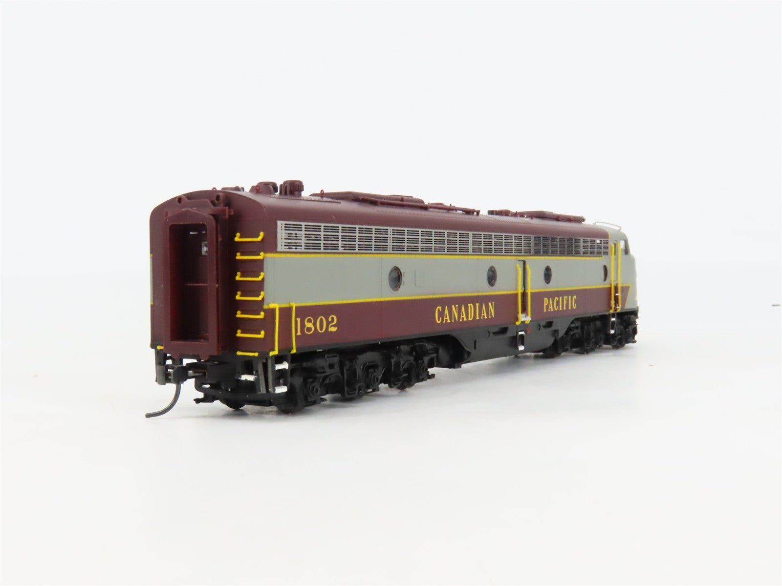 HO Scale Proto 2000 C8844 CP Canadian Pacific E8/9A Diesel Locomotive #1802