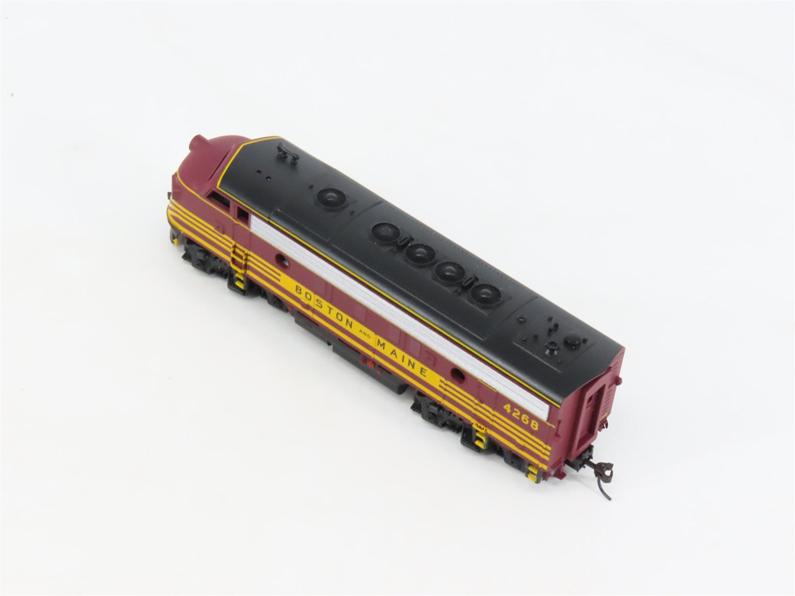 HO Scale Athearn 2209 B&M Boston & Maine F7 A/A Diesel Locomotive Set
