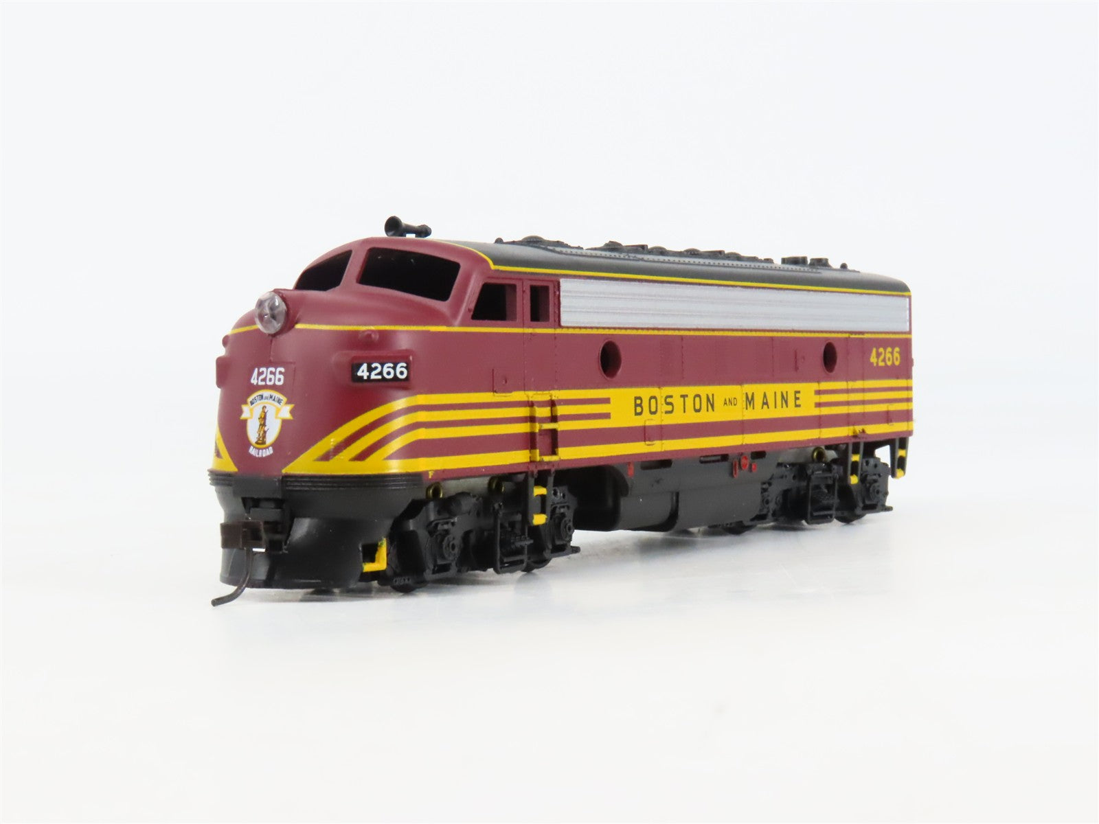 HO Scale Athearn 2209 B&M Boston & Maine F7 A/A Diesel Locomotive Set