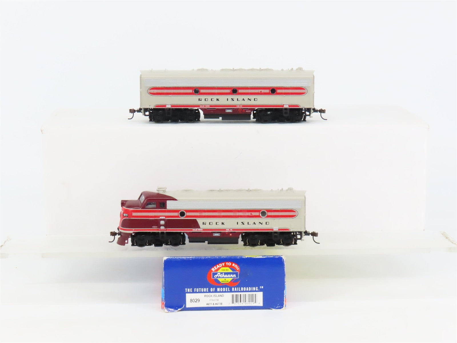 HO Scale Athearn 8029 RI Rock Island F7A/F7B Diesel Locomotive Set