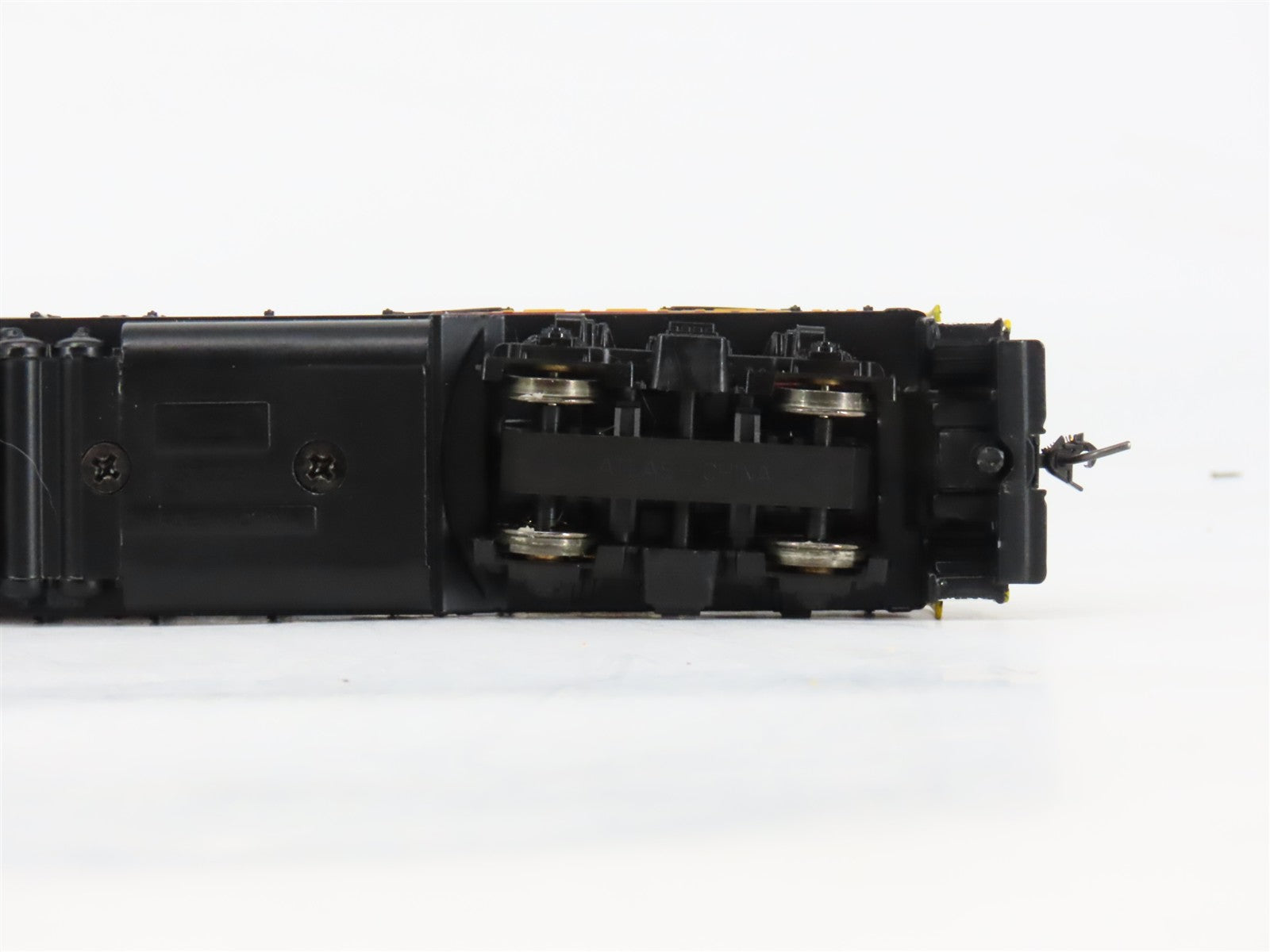 HO Scale Atlas Classic 8413 MEC Maine Central GP7 Diesel Locomotive #581 Custom