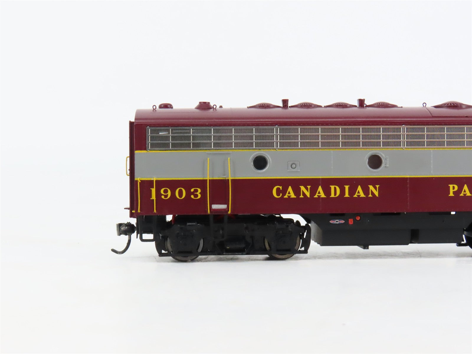 HO Intermountain 49590S-01 CP Canadian Pacific F9B Diesel #1903 wDCC & Sound