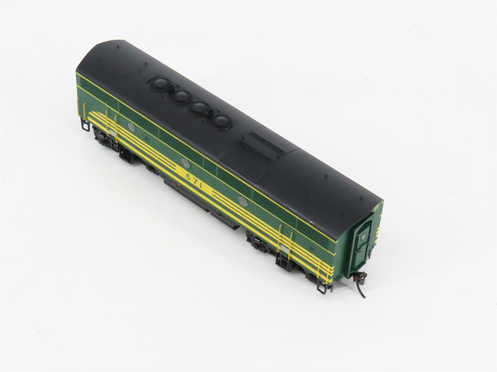 HO Scale Intermountain 49619-01 MEC Maine Central F3B Diesel Locomotive #671