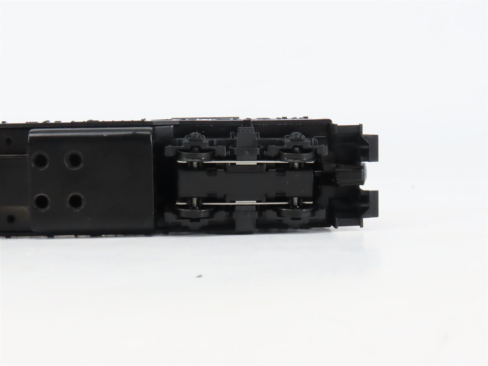 HO Scale Athearn 3061 CN Canadian National GP9 Diesel Locomotive #4563 UNPOWERED