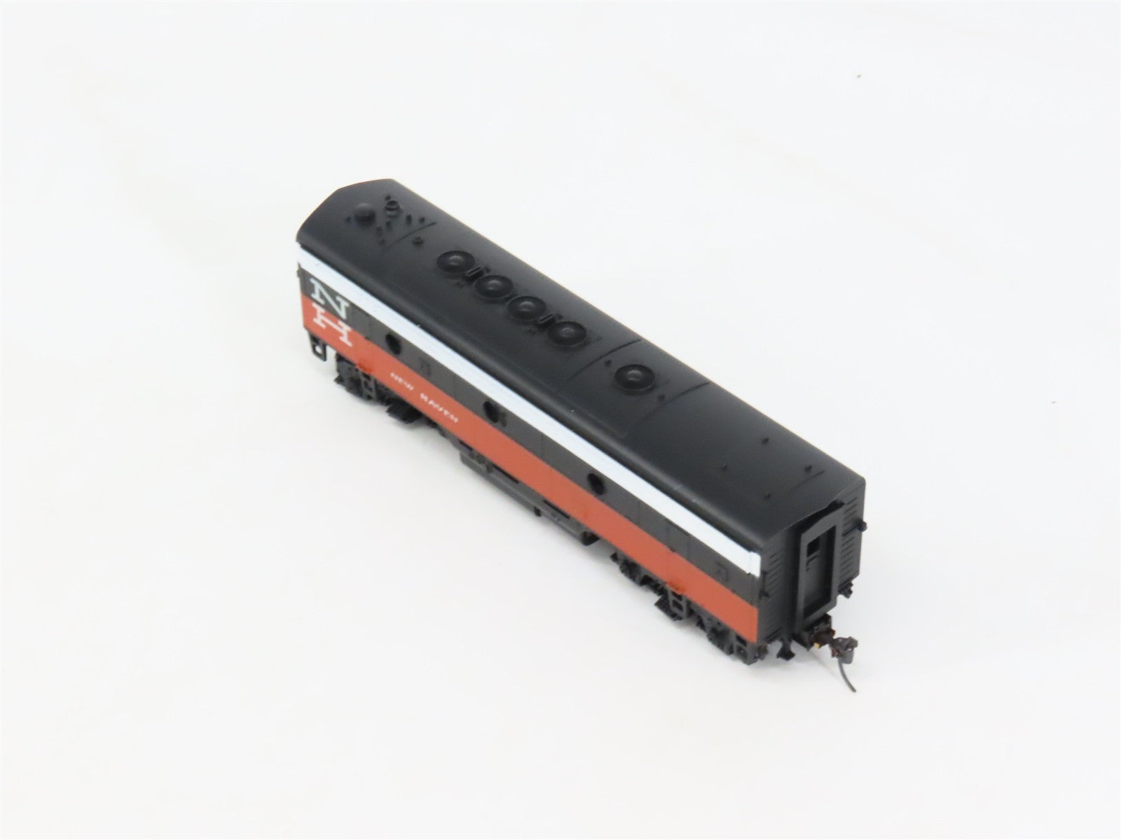 HO Scale Athearn 3022 NH New Haven F7B Diesel Locomotive UNPOWERED