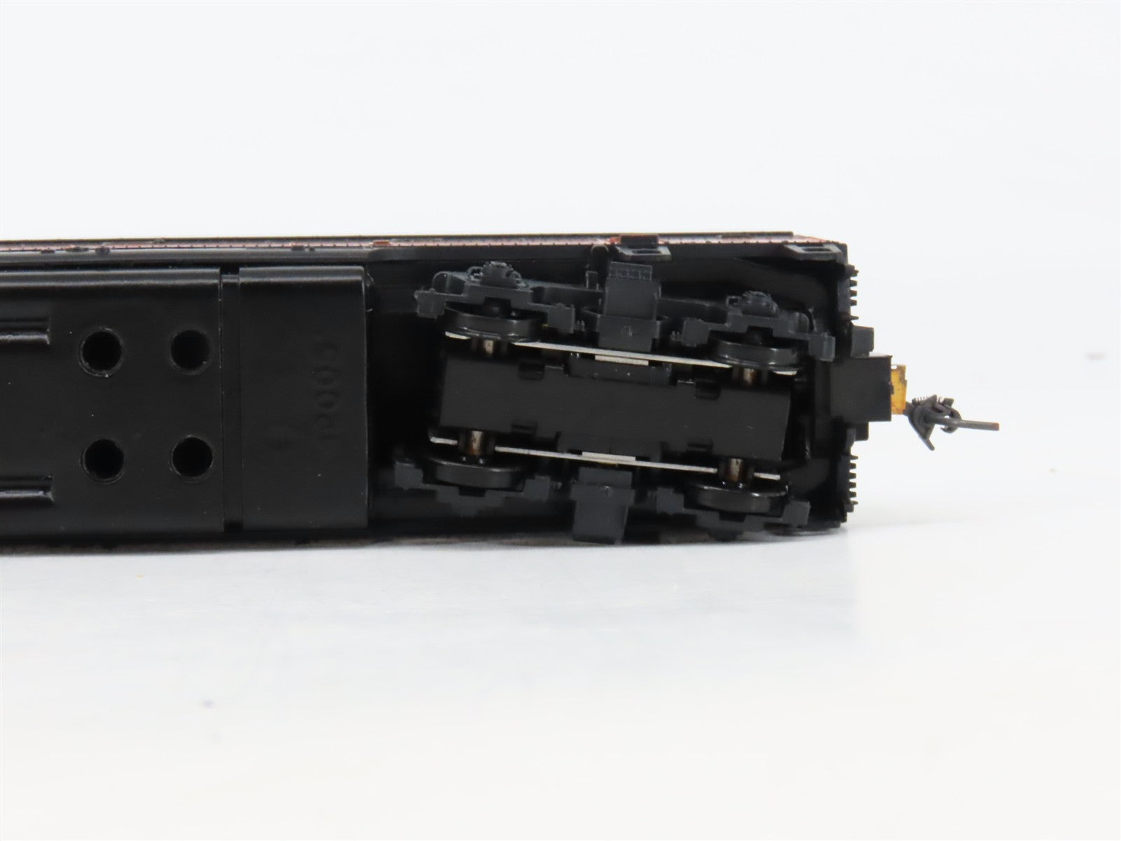 HO Scale Athearn 3022 NH New Haven F7B Diesel Locomotive UNPOWERED