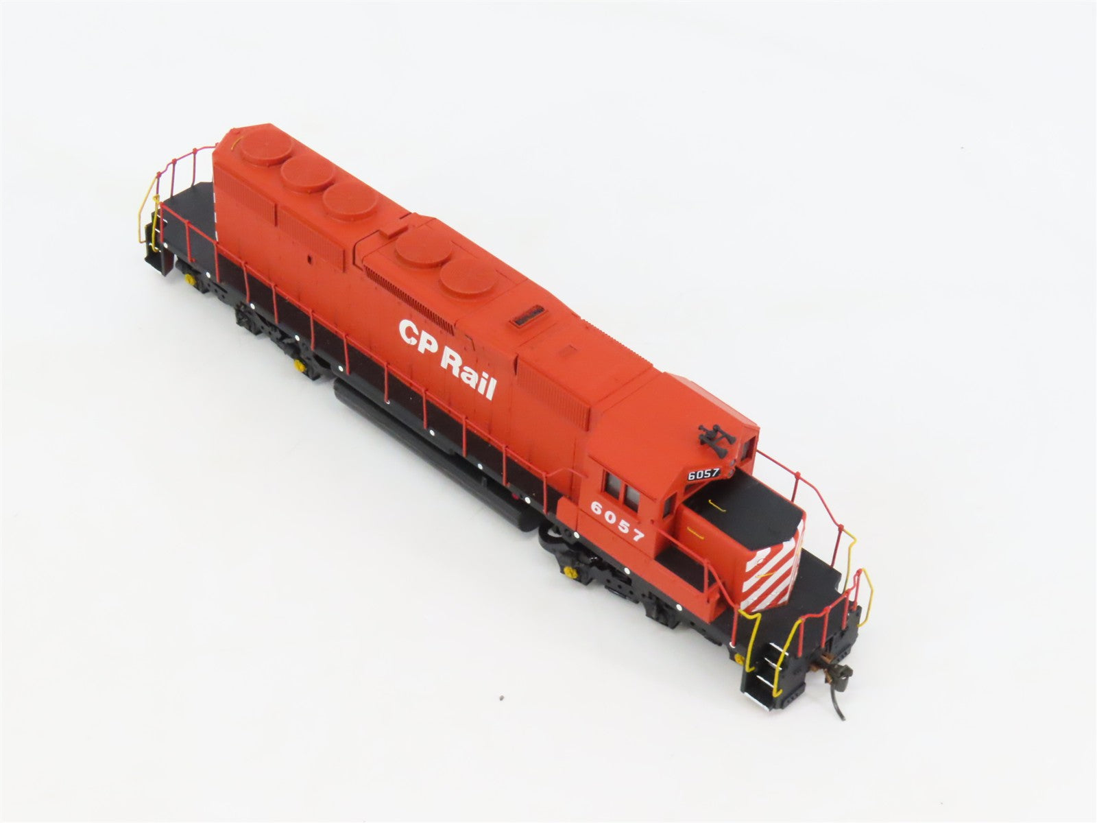 HO Scale Athearn 4412 CP Canadian Pacific SD40-2 Diesel Locomotive #6057
