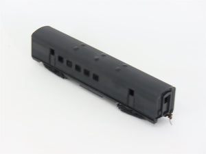 HO Scale Athearn 1800 Undecorated RPO Passenger Car