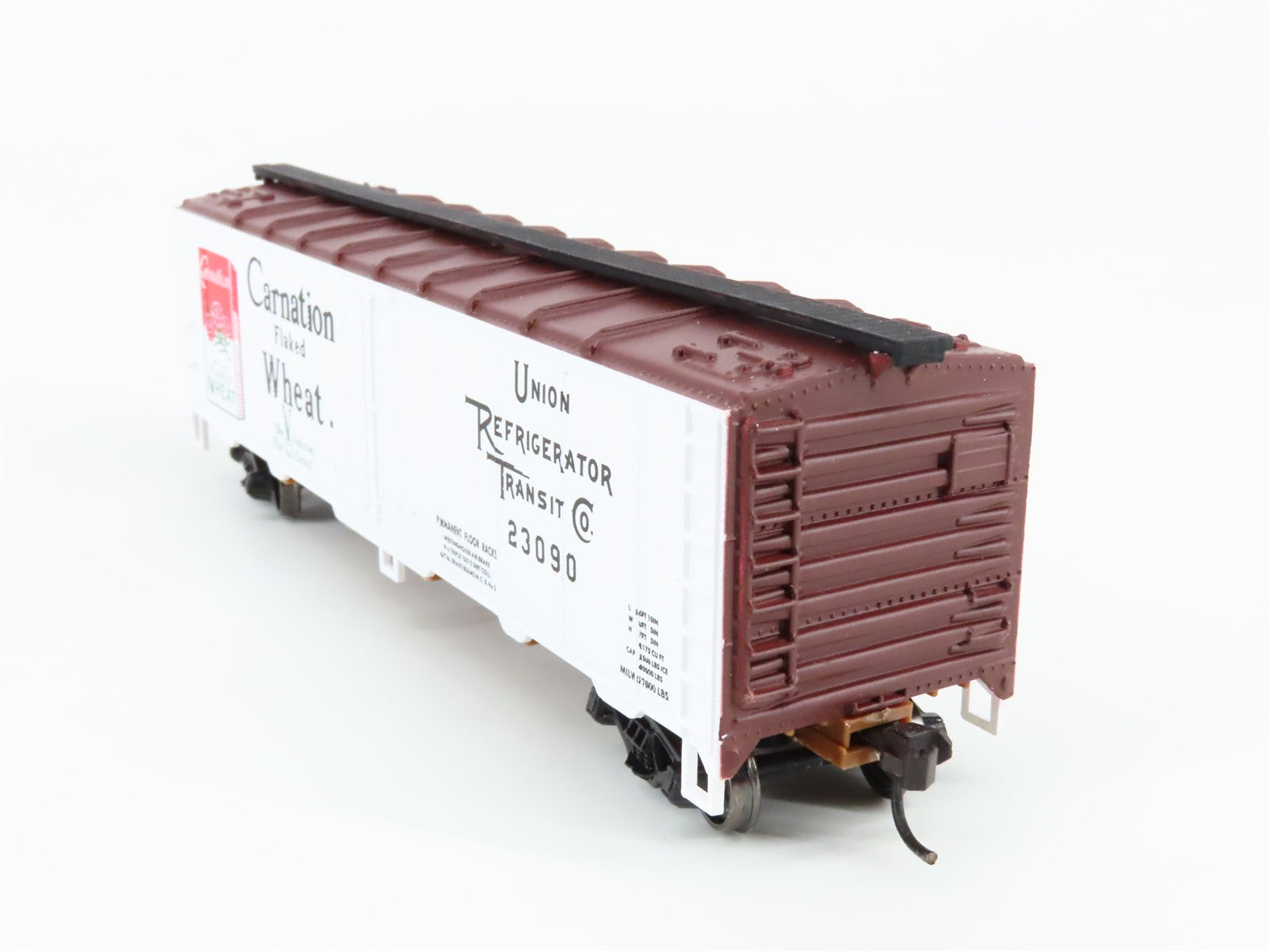 HO Scale Walthers Trainline URTC Carnation Flaked Wheat Reefer #23090