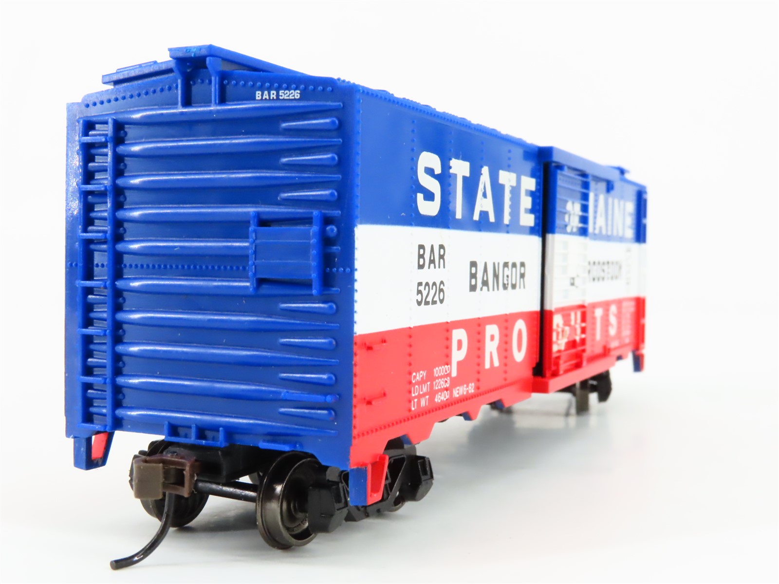 HO Scale Bachmann 76901 BAR State Of Maine 40' Single Door Box Car #5226