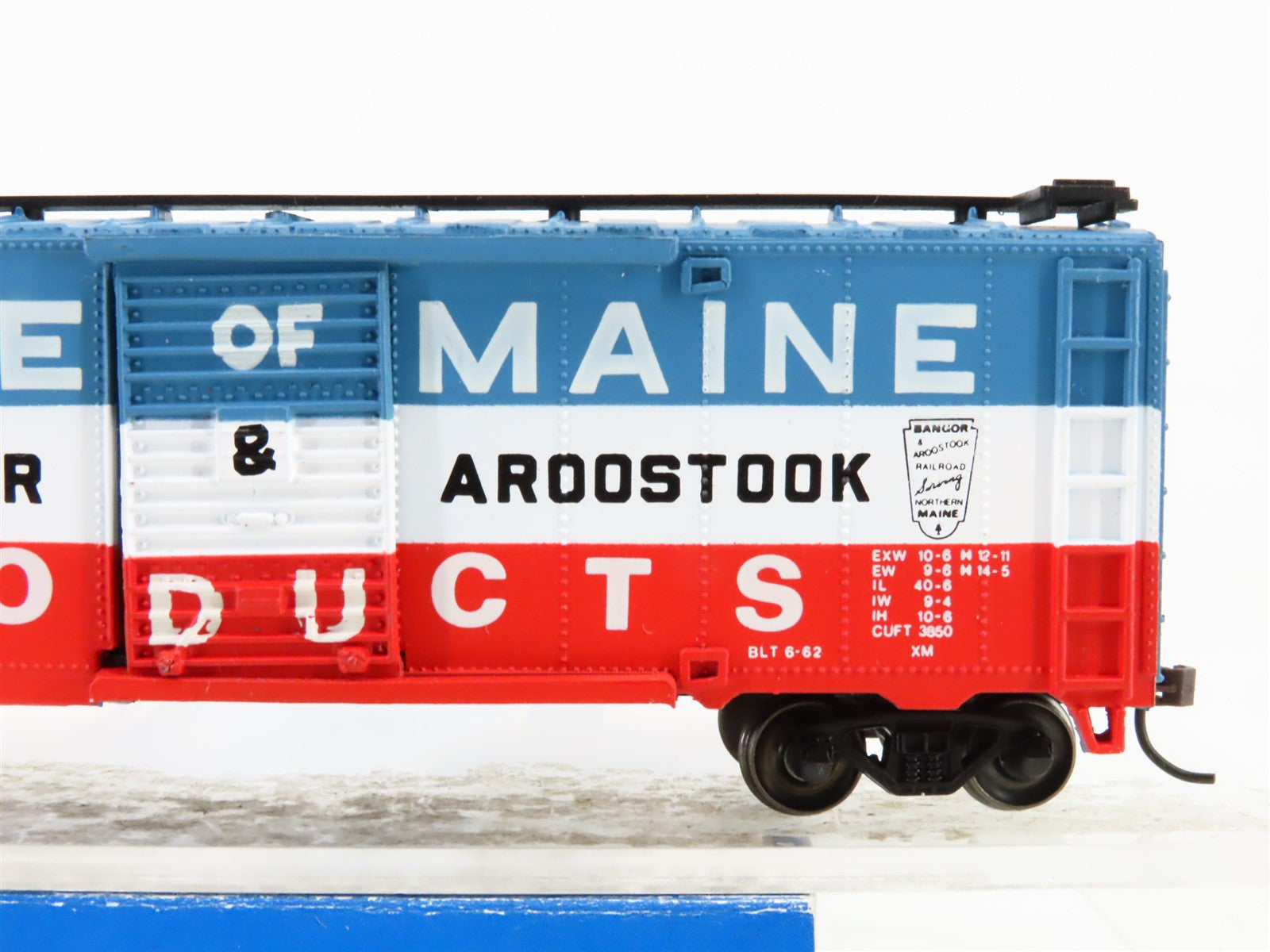 HO Scale Bachmann Silver Series 17038 BAR State Of Maine 40' Box Car #5226