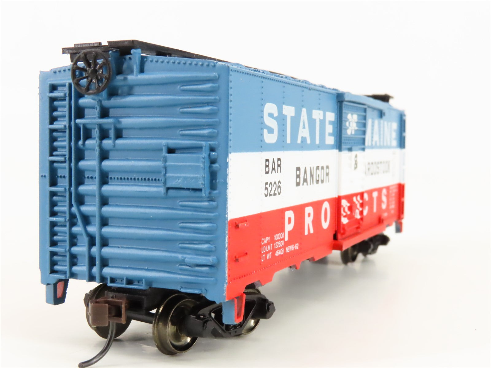 HO Scale Bachmann Silver Series 17038 BAR State Of Maine 40' Box Car #5226