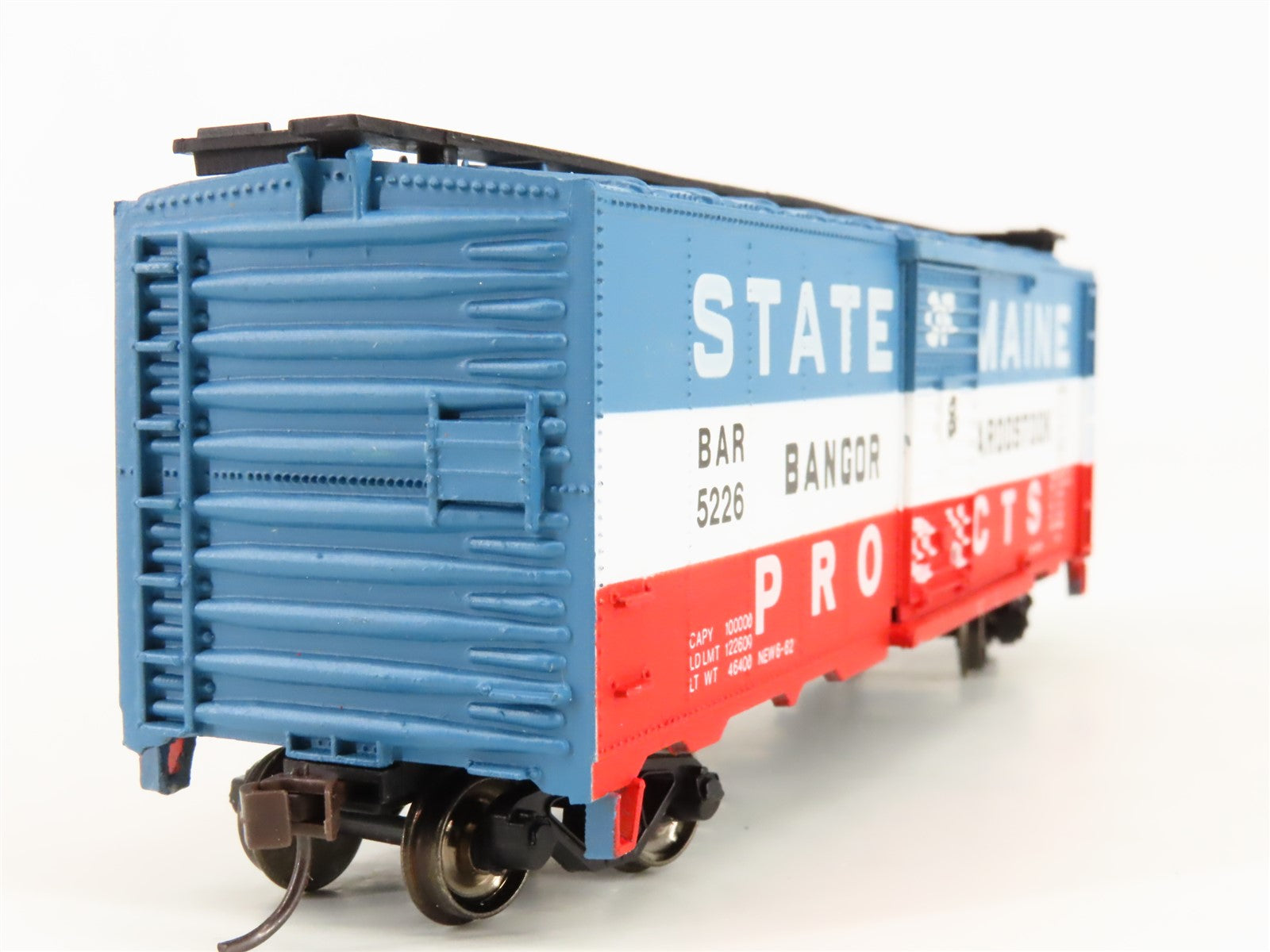 HO Scale Bachmann Silver Series 17038 BAR State Of Maine 40' Box Car #5226