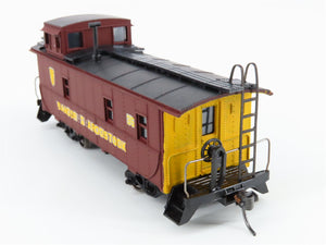 HO Scale Athearn 1249 BAR Bangor & Aroostook Caboose #35 - CUSTOM
