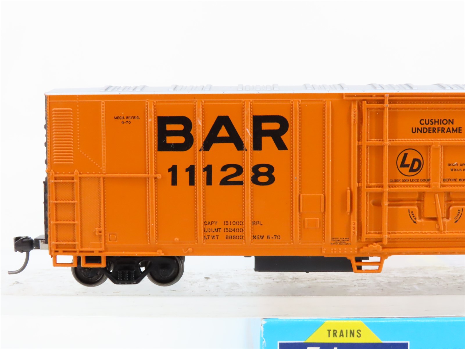 HO Scale Athearn 5463 BAR Bangor & Aroostook 57' Reefer #11128