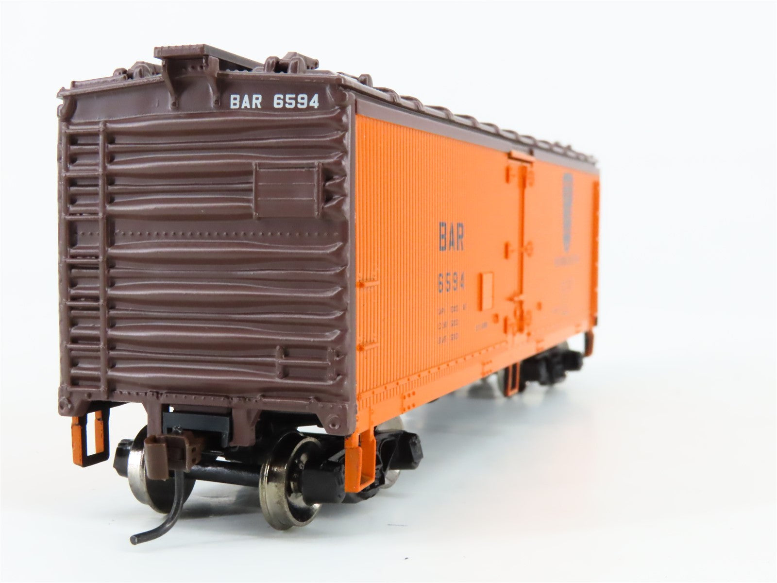 HO Scale Roundhouse 85404 BAR Bangor & Aroostook 40' Wood Reefer #6594