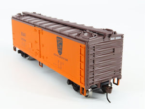 HO Scale Roundhouse 85404 BAR Bangor & Aroostook 40' Wood Reefer #6594