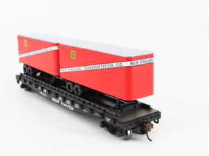 HO Scale Athearn 92368 NH New Haven 50' Flat Car #17211 w/ Two 25' Van Trailers